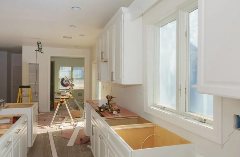 Строительство и ремонт кухни: как совместить эргономику, проводку и вентиляцию без переделок