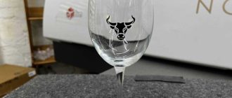 Печать на бокалах: Эффективное средство продвижения бренда в ресторанном бизнесе.